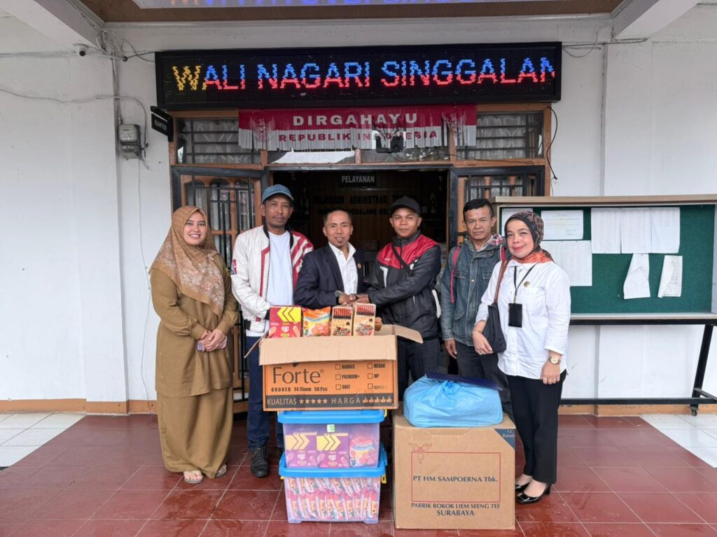 ISI Padangpanjang Bergerak melalui Penyaluran Bantuan Bencana di Sumatera Barat